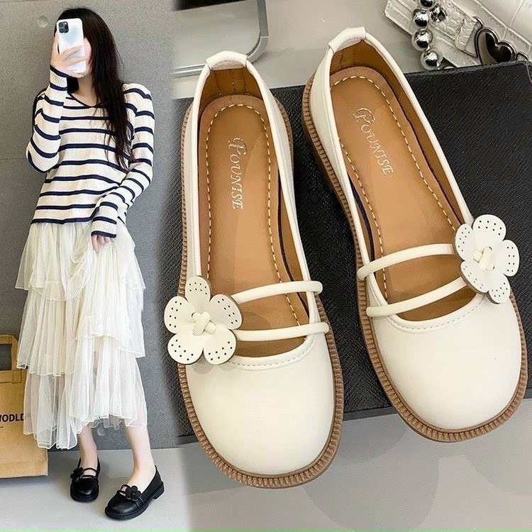 Dịu Dàng Diện Tết Với Mẫu Giày Xinh Thêm Phần Tươi Mới