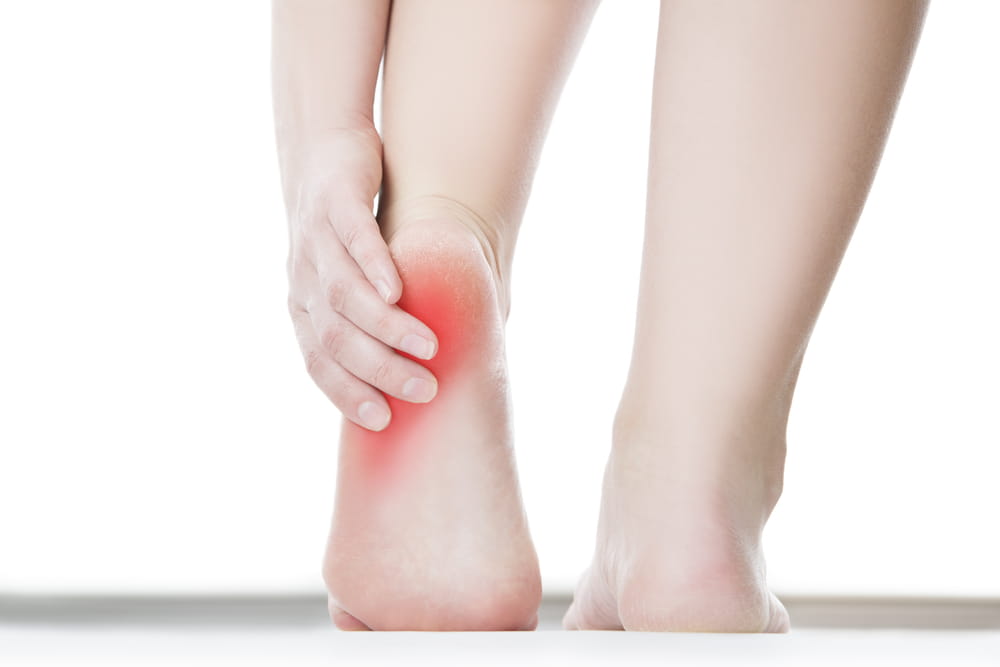 Hướng Dẫn Chọn Giày Cho Người Bị Đau Gót Chân Giúp Đi Lại Thoải Mái Hơn