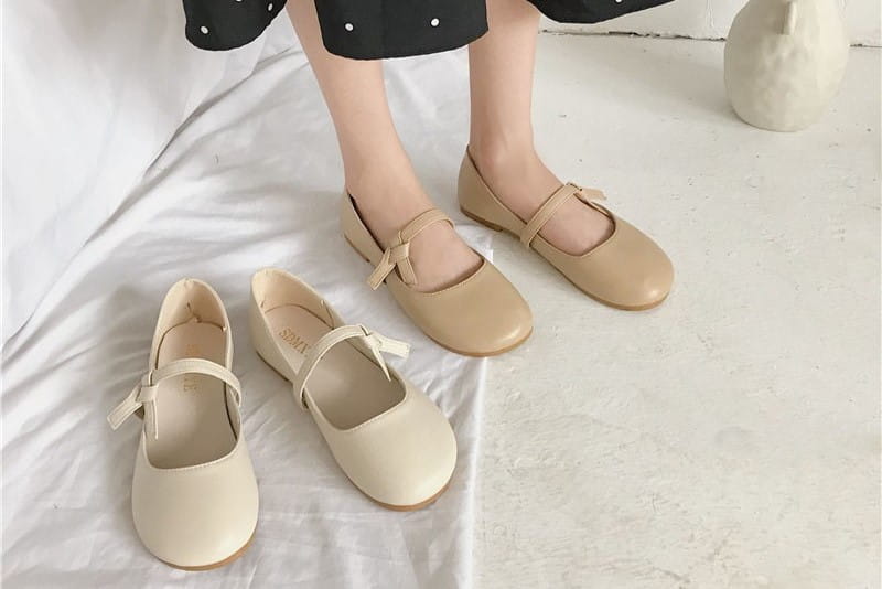 Giày Bệt Có Tốt Cho Bàn Chân Không? Cách Chọn Giày Bệt Phù Hợp
